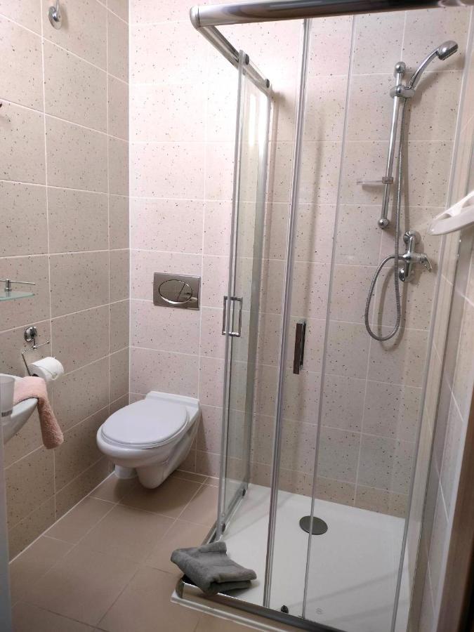 Handzlowka Gosciniec Nad Sawa Bed & Breakfast エクステリア 写真