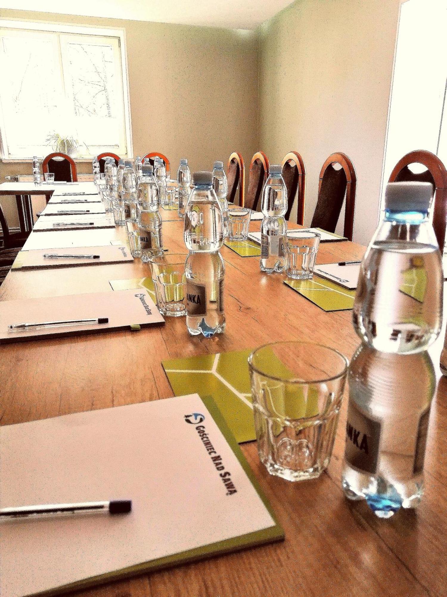 Handzlowka Gosciniec Nad Sawa Bed & Breakfast エクステリア 写真
